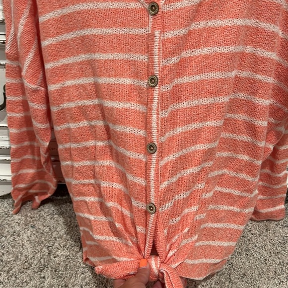 Thin spring/fall knot sweater orange/white stripe - Picture 3 of 4